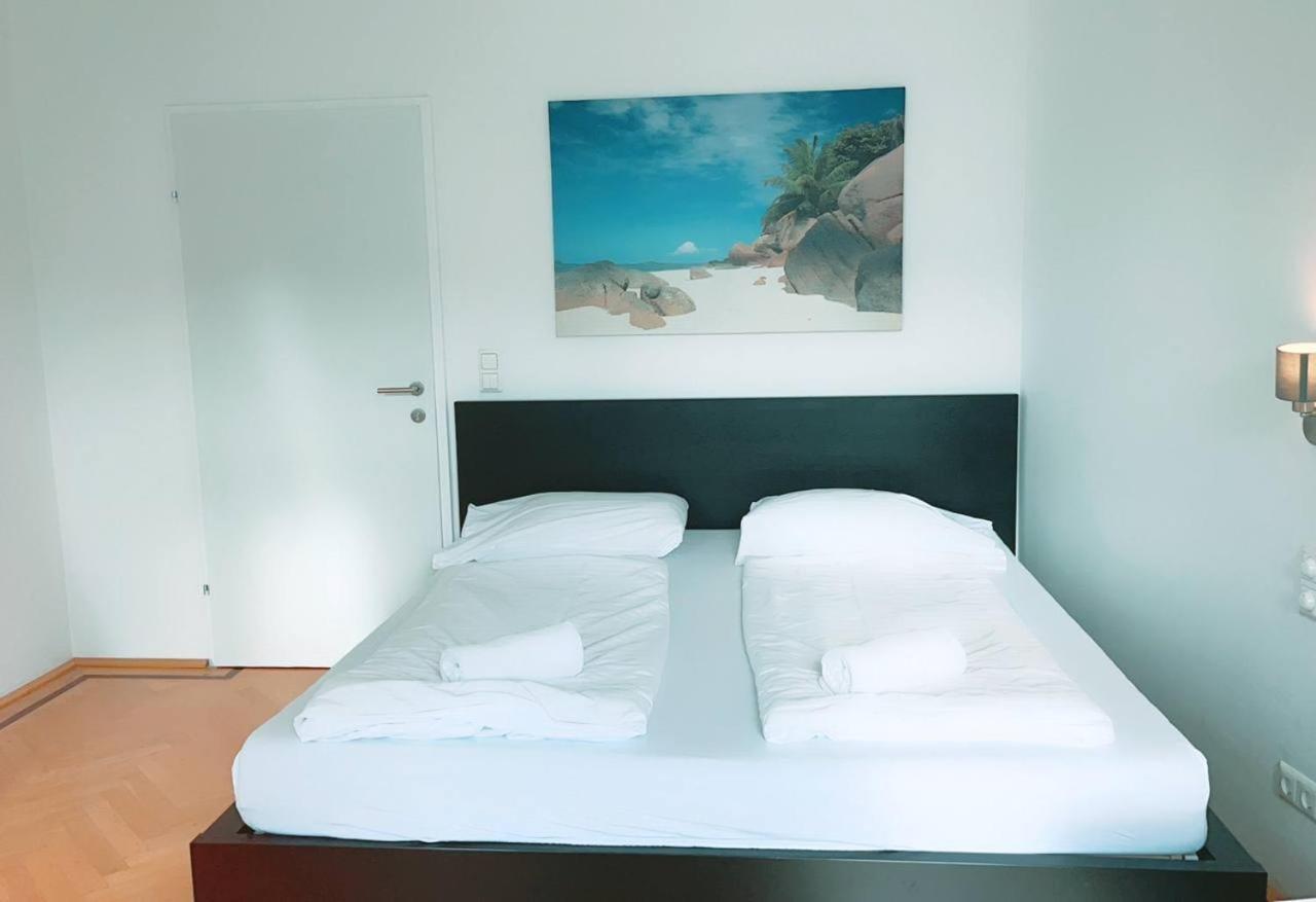 Deluxe Rooms In Keplerplatz Viena Exterior foto