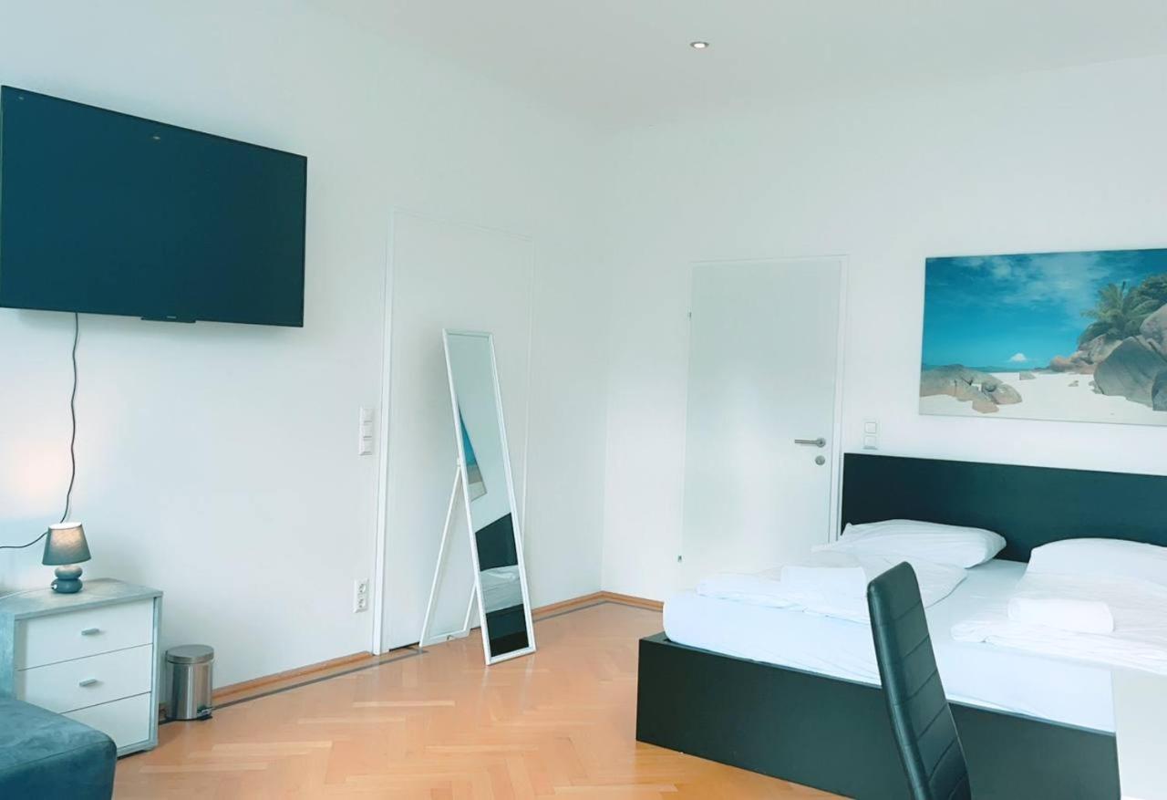 Deluxe Rooms In Keplerplatz Viena Exterior foto